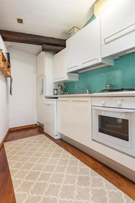 Lovely One-Bedroom Attic In An Ancient Village Bologna Eksteriør bilde